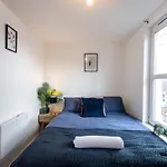 Flat 1 Sunnyside Contractor Long By Shortstayuk Daire