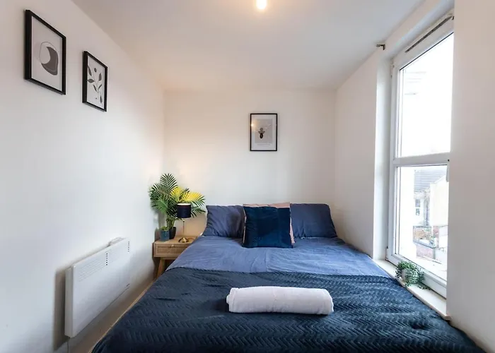 Flat 1 Sunnyside Contractor Long By Shortstayuk Apartment