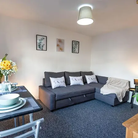 Flat 1 Sunnyside Contractor Long By Shortstayuk *